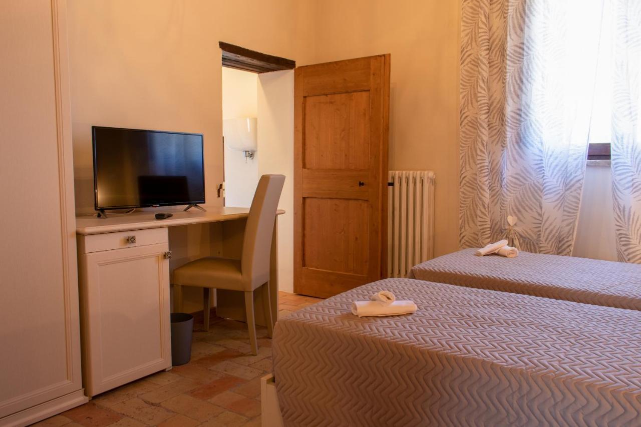 Casale San Sabino Hotel Spoleto Exterior photo