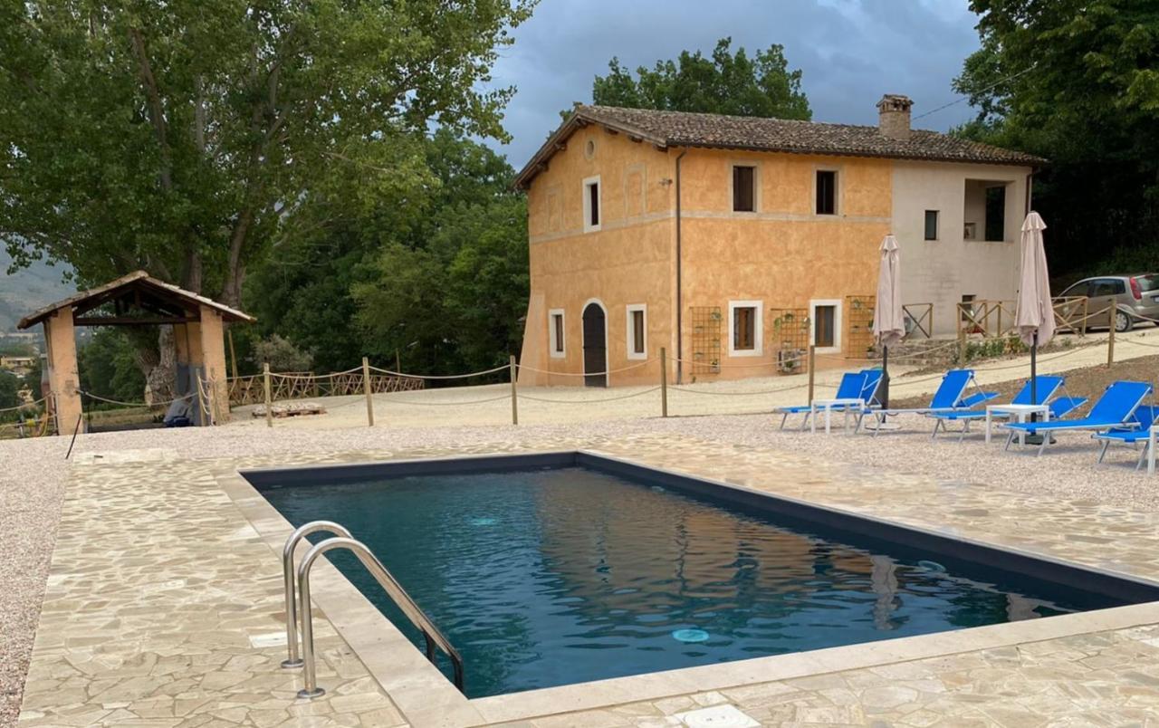 Casale San Sabino Hotel Spoleto Exterior photo